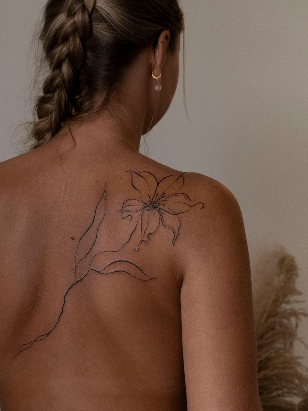 Izabela Zbiciak - tattoo artist Warszawa